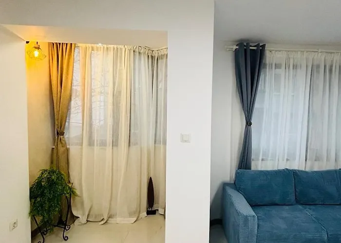 Sea Breeze Burgas Stad