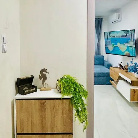 Sea Breeze Apartman *